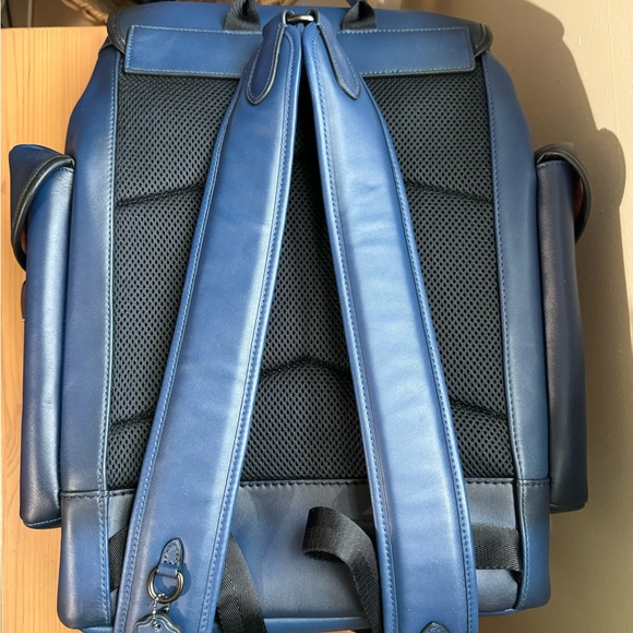 🥰 Coach Hitch Backpack Deep Blue - Picture 9 of 16